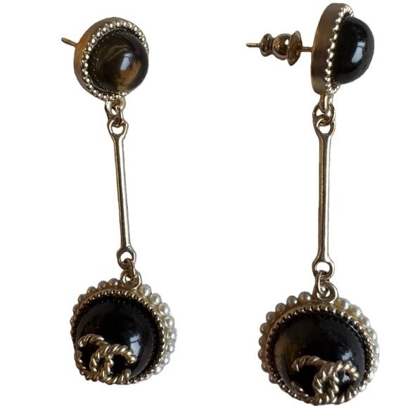 CHANEL Jewelry - Vintage CHANEL Black and Gold Drop Earrings